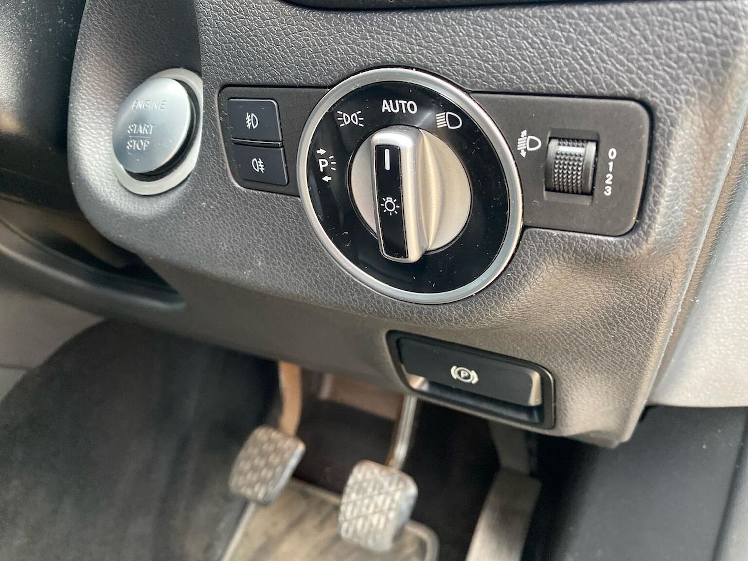 Used Mercedes-Benz GLA 2018 for sale - 76478202: Photo 22