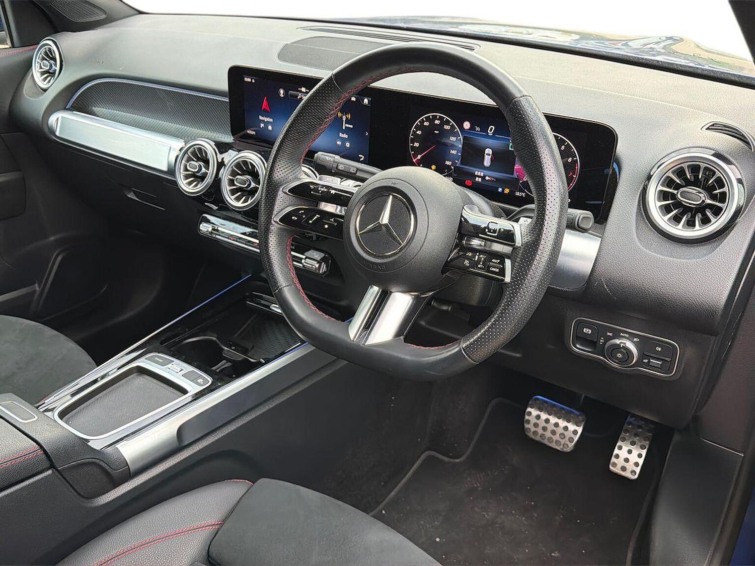 Used Mercedes-Benz GLB 2024 for sale - 76490531: Photo 15