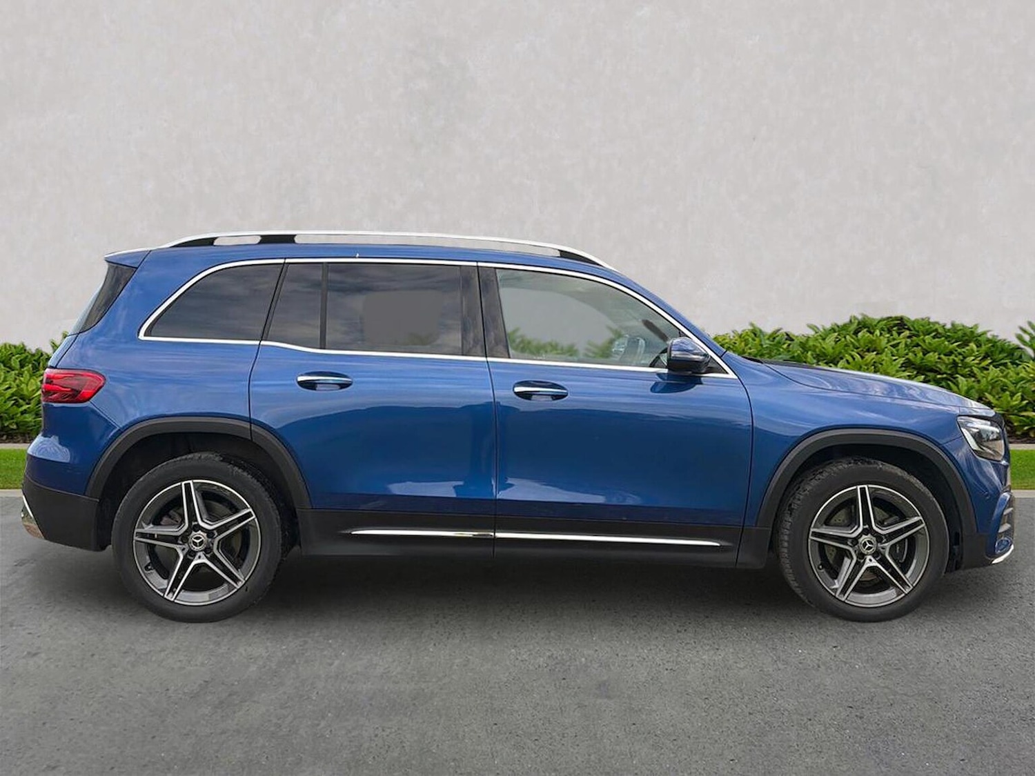 Used Mercedes-Benz GLB 2024 for sale - 76490531: Photo 3