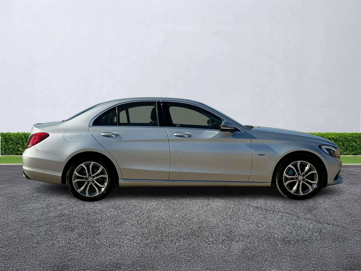 Used Mercedes-Benz C Class 2016 for sale - 78121888: Photo 2