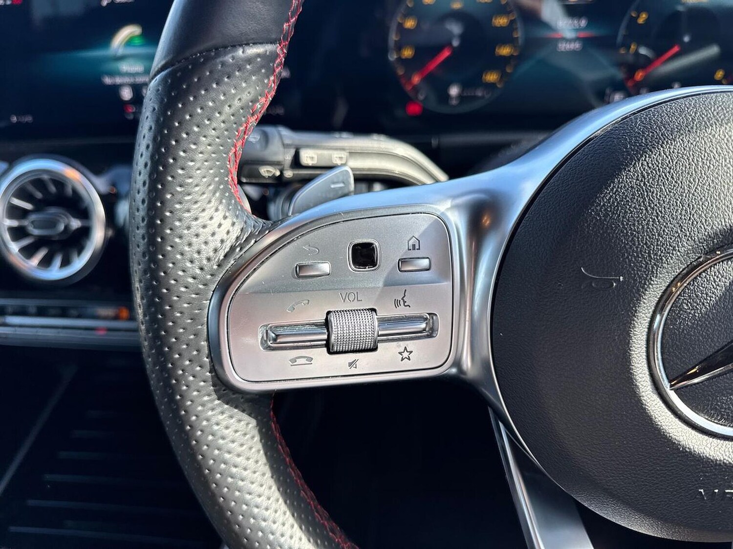 Used Mercedes-Benz GLA 2022 for sale - 76171601: Photo 26