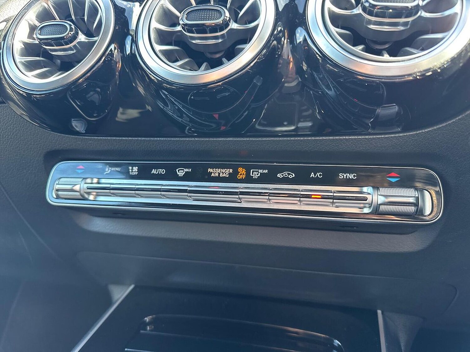 Used Mercedes-Benz GLA 2022 for sale - 76171601: Photo 39