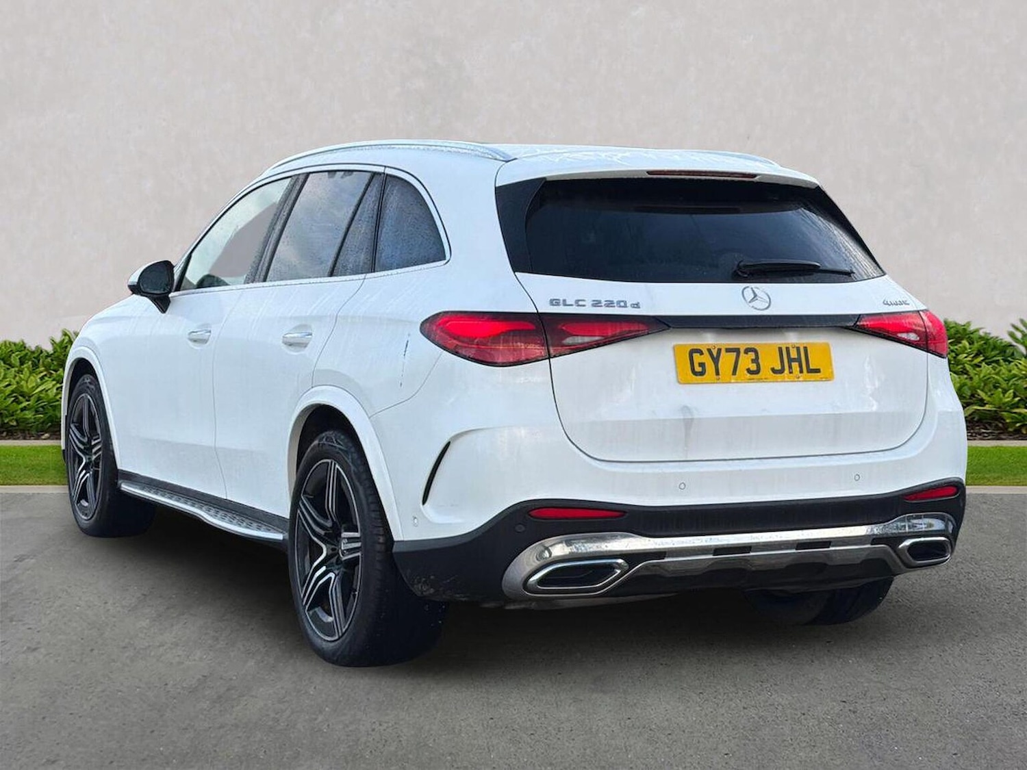 Used Mercedes-Benz GLC 2023 for sale - 76749033: Photo 2