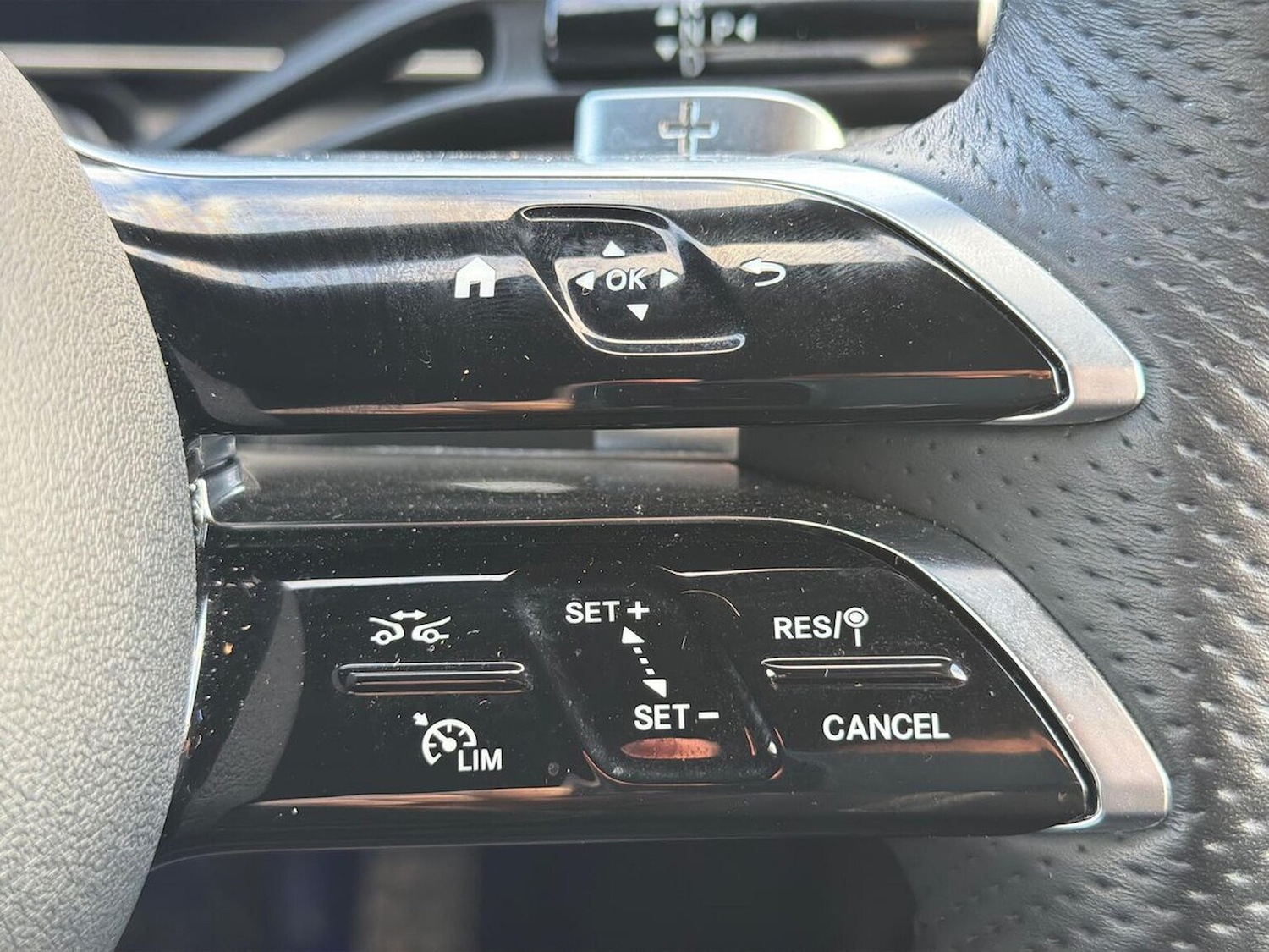 Used Mercedes-Benz GLC 2023 for sale - 76749033: Photo 27