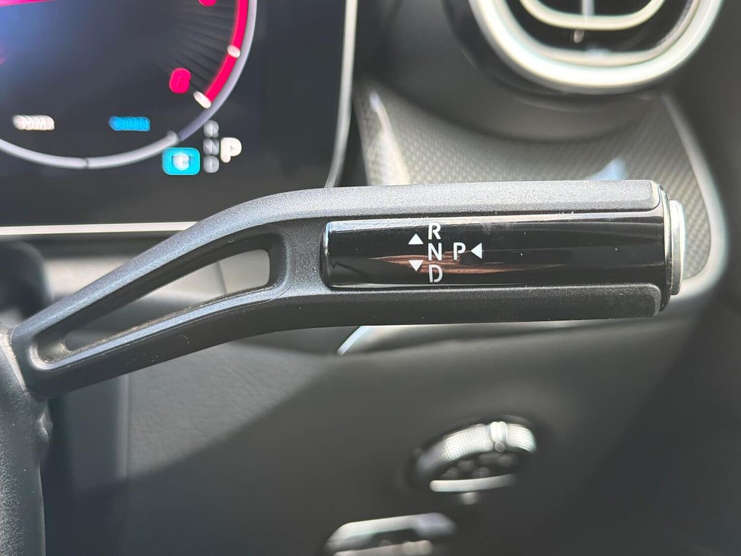 Used Mercedes-Benz GLC 2023 for sale - 76749033: Photo 29