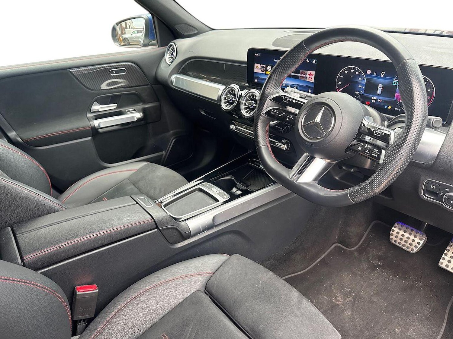 Used Mercedes-Benz GLB 2024 for sale - 76478194: Photo 15