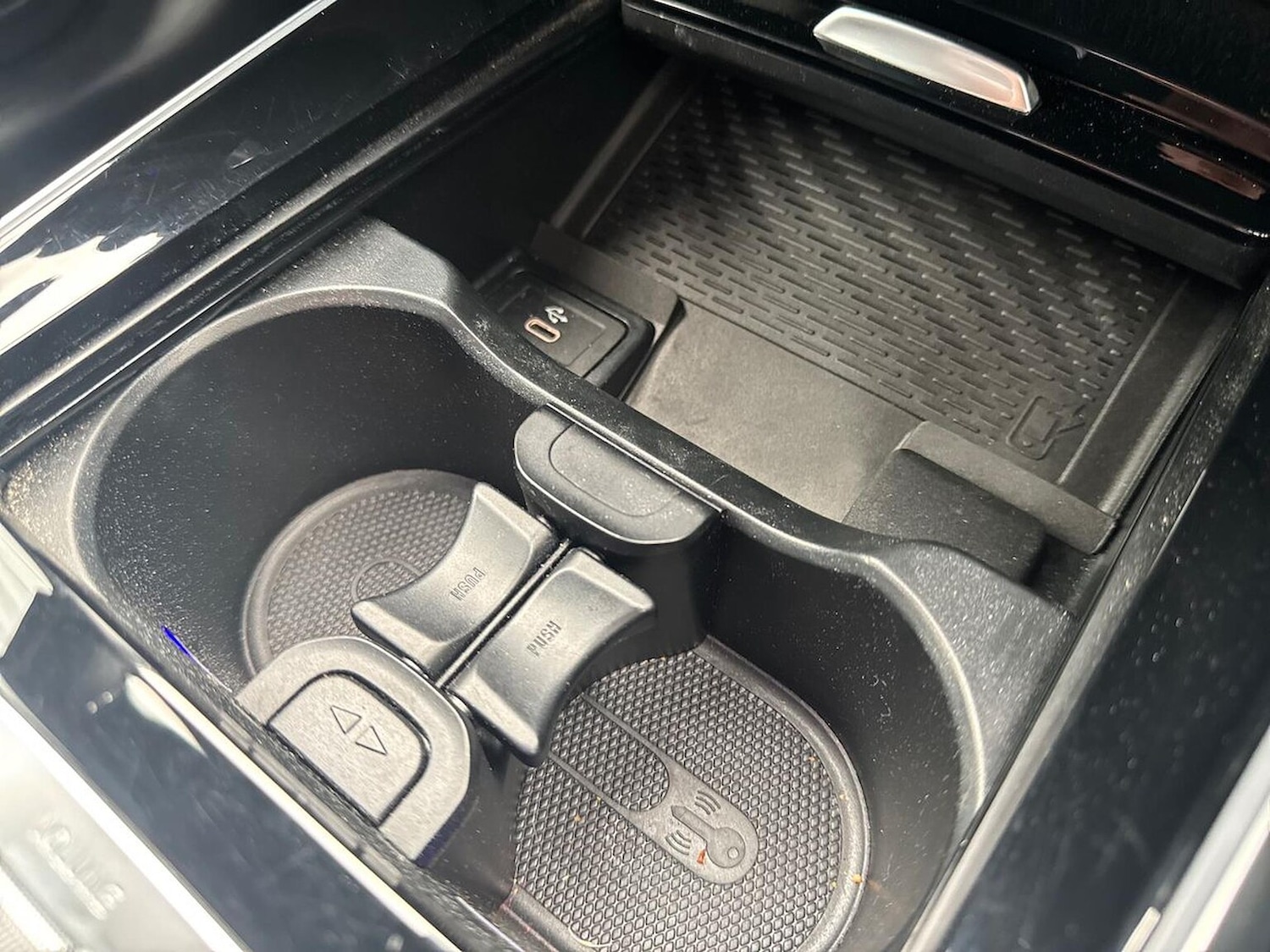 Used Mercedes-Benz GLB 2024 for sale - 76478194: Photo 32