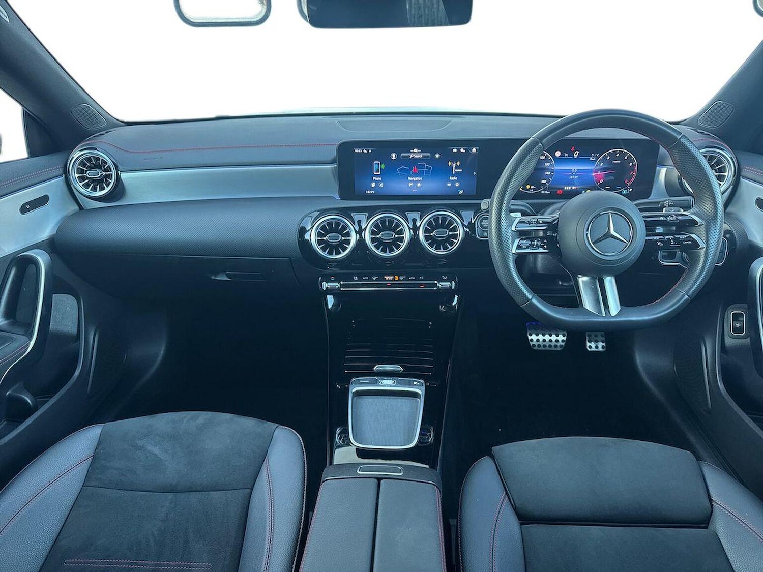 Used Mercedes-Benz CLA 2024 for sale - 76628076: Photo 8