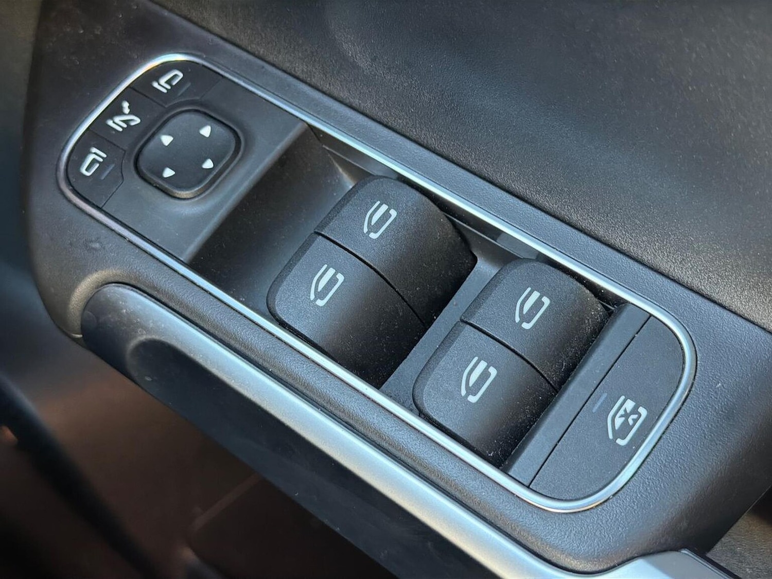 Used Mercedes-Benz GLB 2024 for sale - 76864044: Photo 21