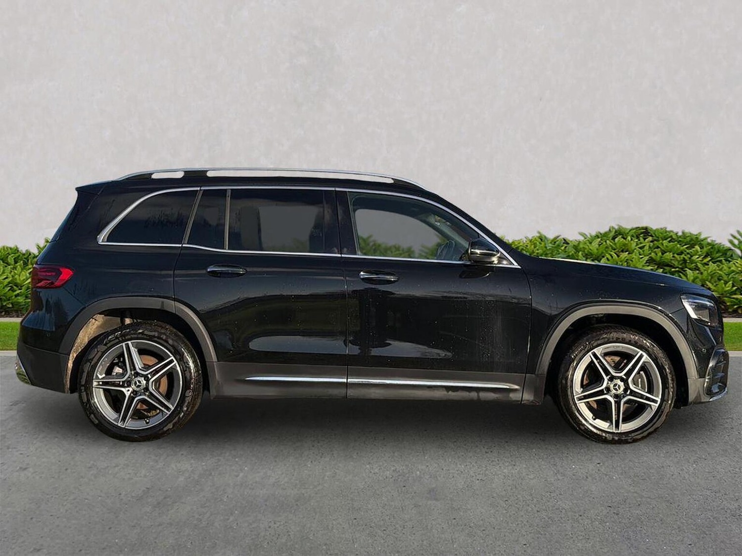 Used Mercedes-Benz GLB 2024 for sale - 76864044: Photo 3