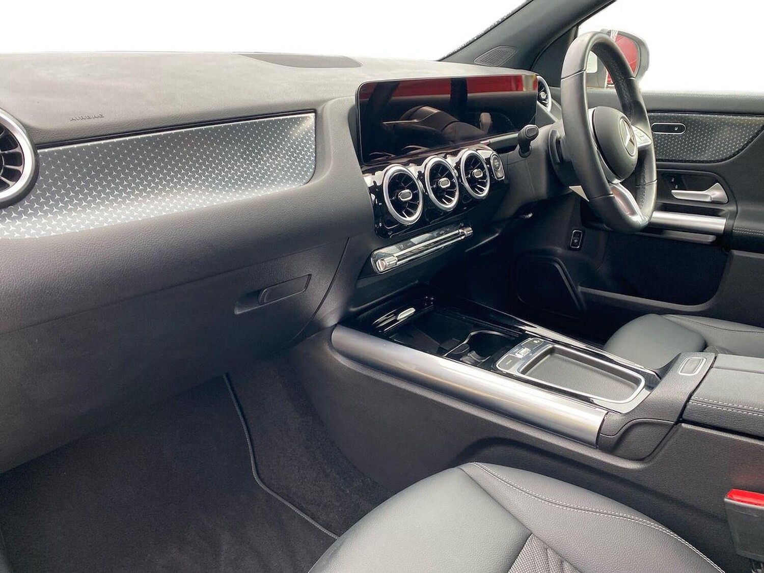 Used Mercedes-Benz GLA 2023 for sale - 76477236: Photo 7