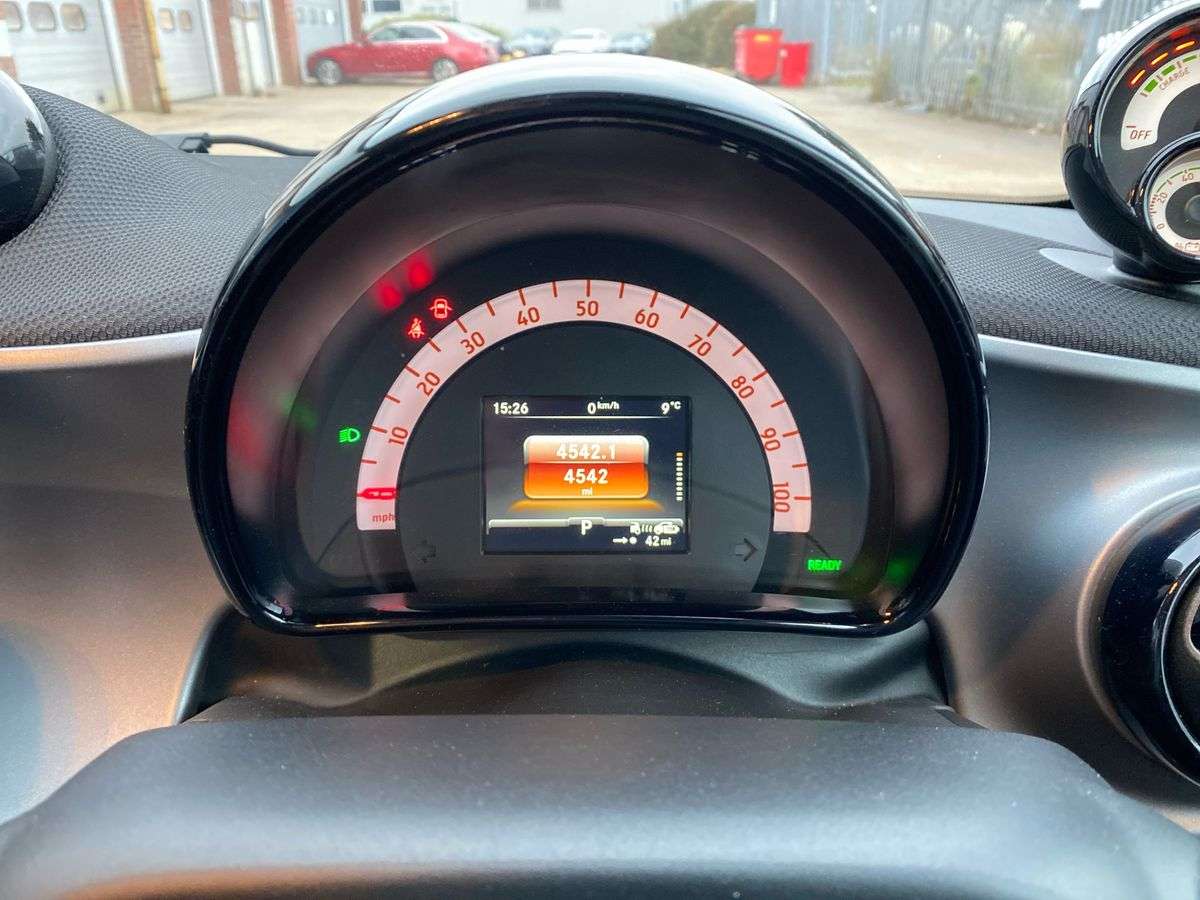 Used smart fortwo 2022 for sale - 77643846: Photo 10