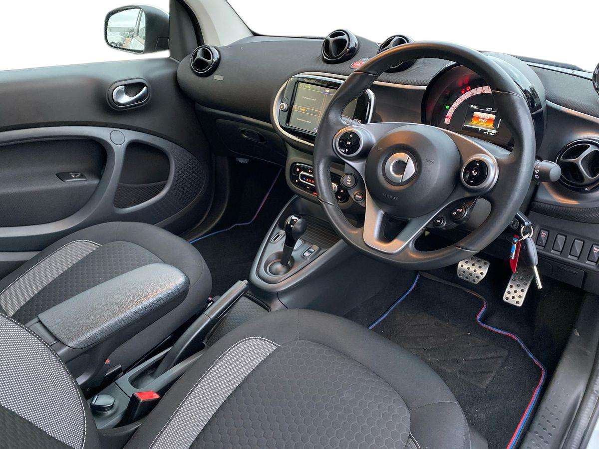 Used smart fortwo 2022 for sale - 77643846: Photo 15