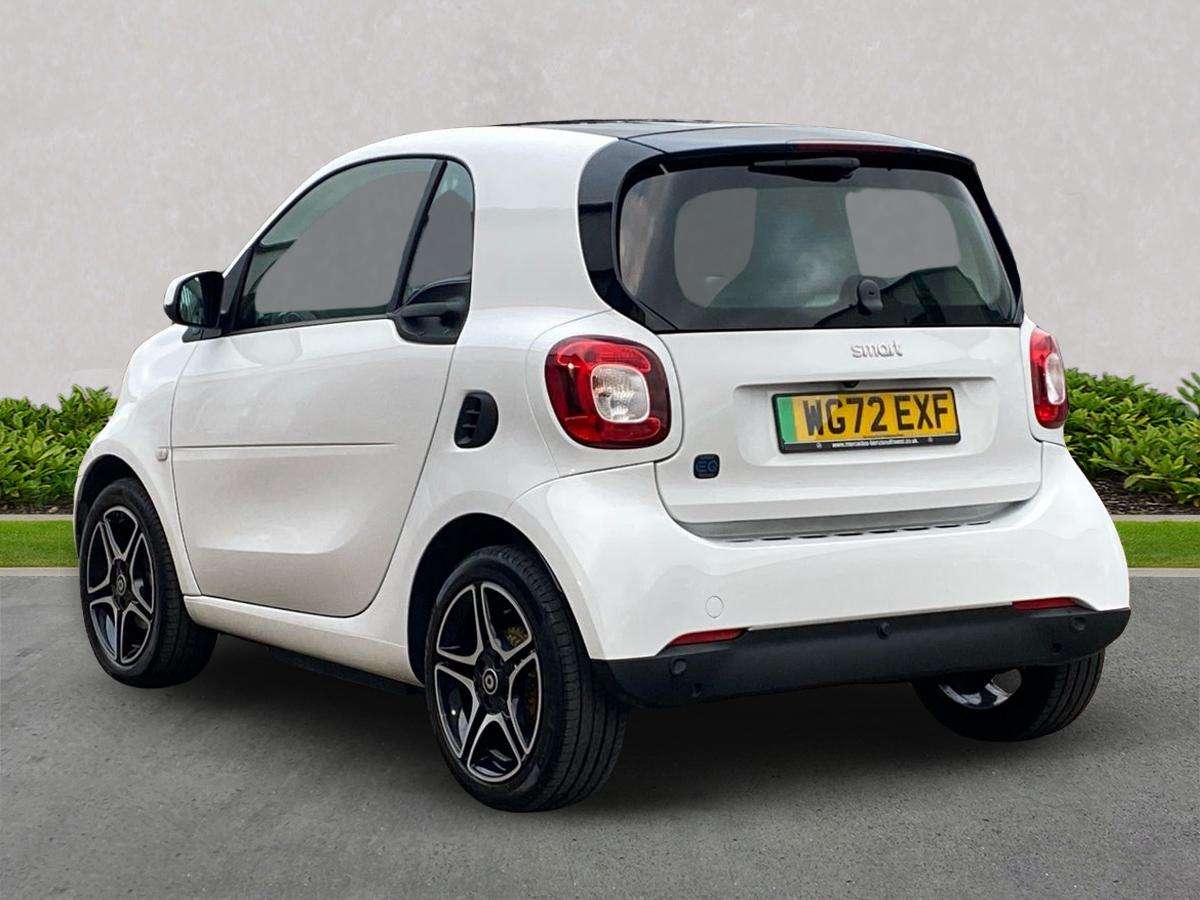 Used smart fortwo 2022 for sale - 77643846: Photo 2