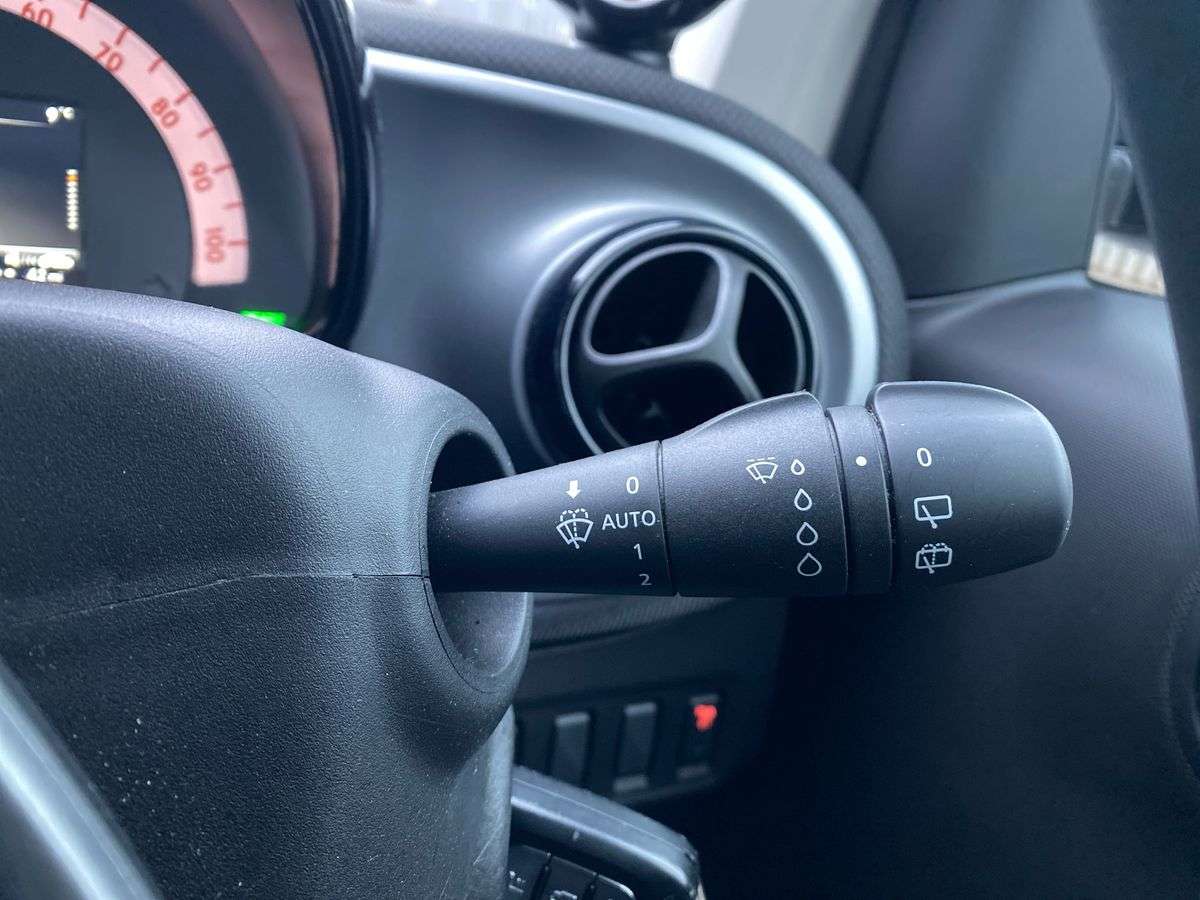 Used smart fortwo 2022 for sale - 77643846: Photo 29