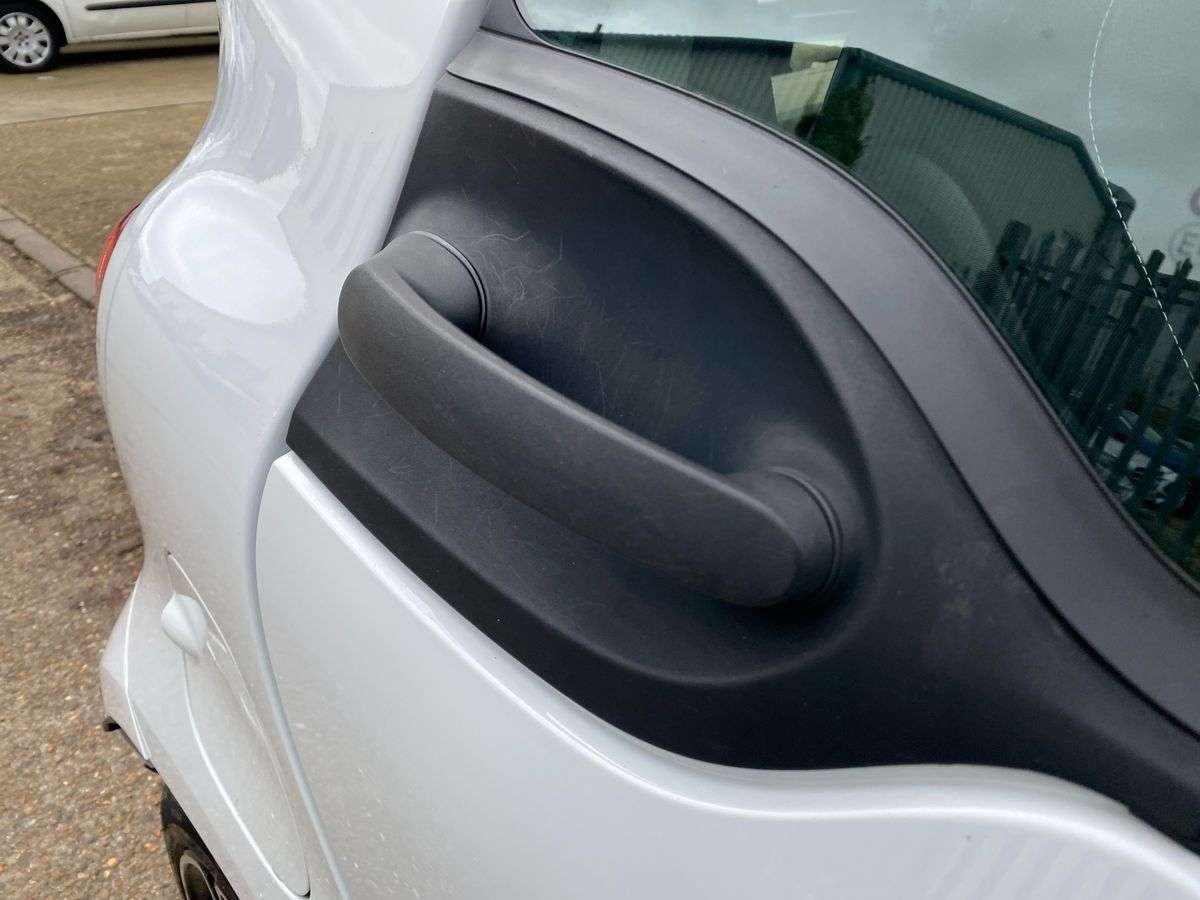 Used smart fortwo 2022 for sale - 77643846: Photo 37