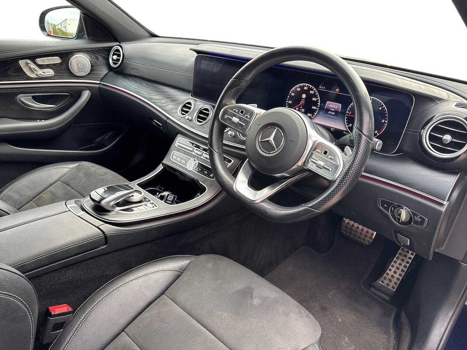 Used Mercedes-Benz GLE-Class 2025 for sale - 76134162: Photo 15