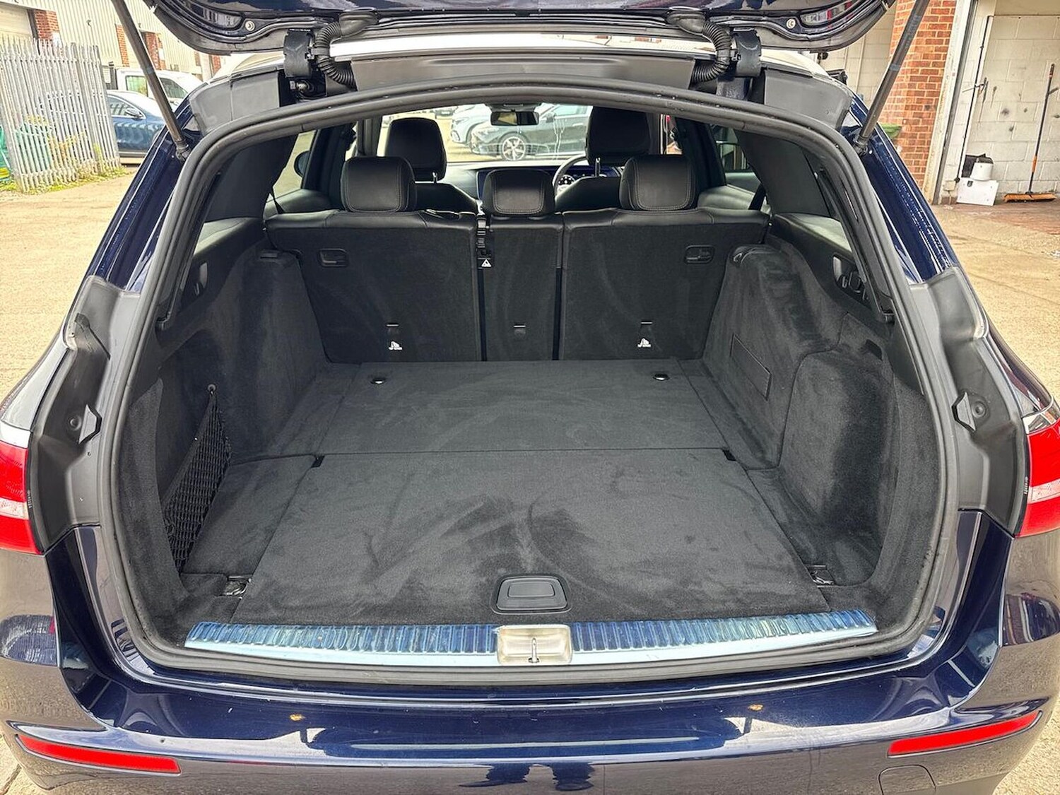 Used Mercedes-Benz GLE-Class 2025 for sale - 76134162: Photo 17