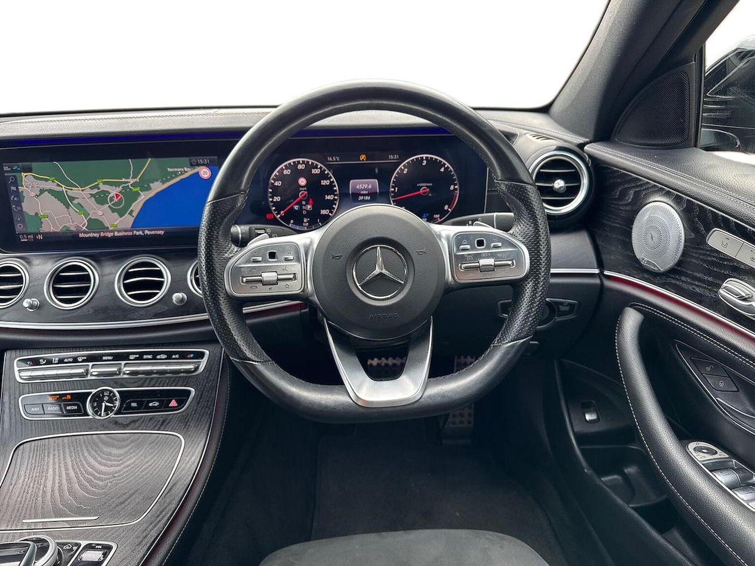 Used Mercedes-Benz GLE-Class 2025 for sale - 76134162: Photo 9