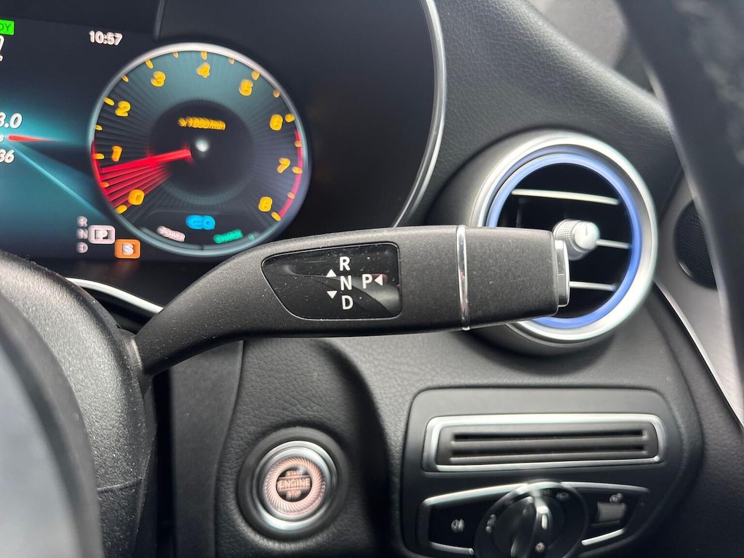 Used Mercedes-Benz C Class 2019 for sale - 76403431: Photo 29