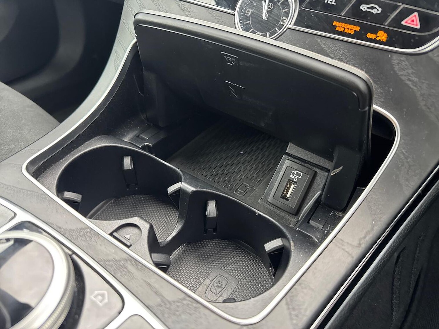 Used Mercedes-Benz C Class 2019 for sale - 76403431: Photo 32