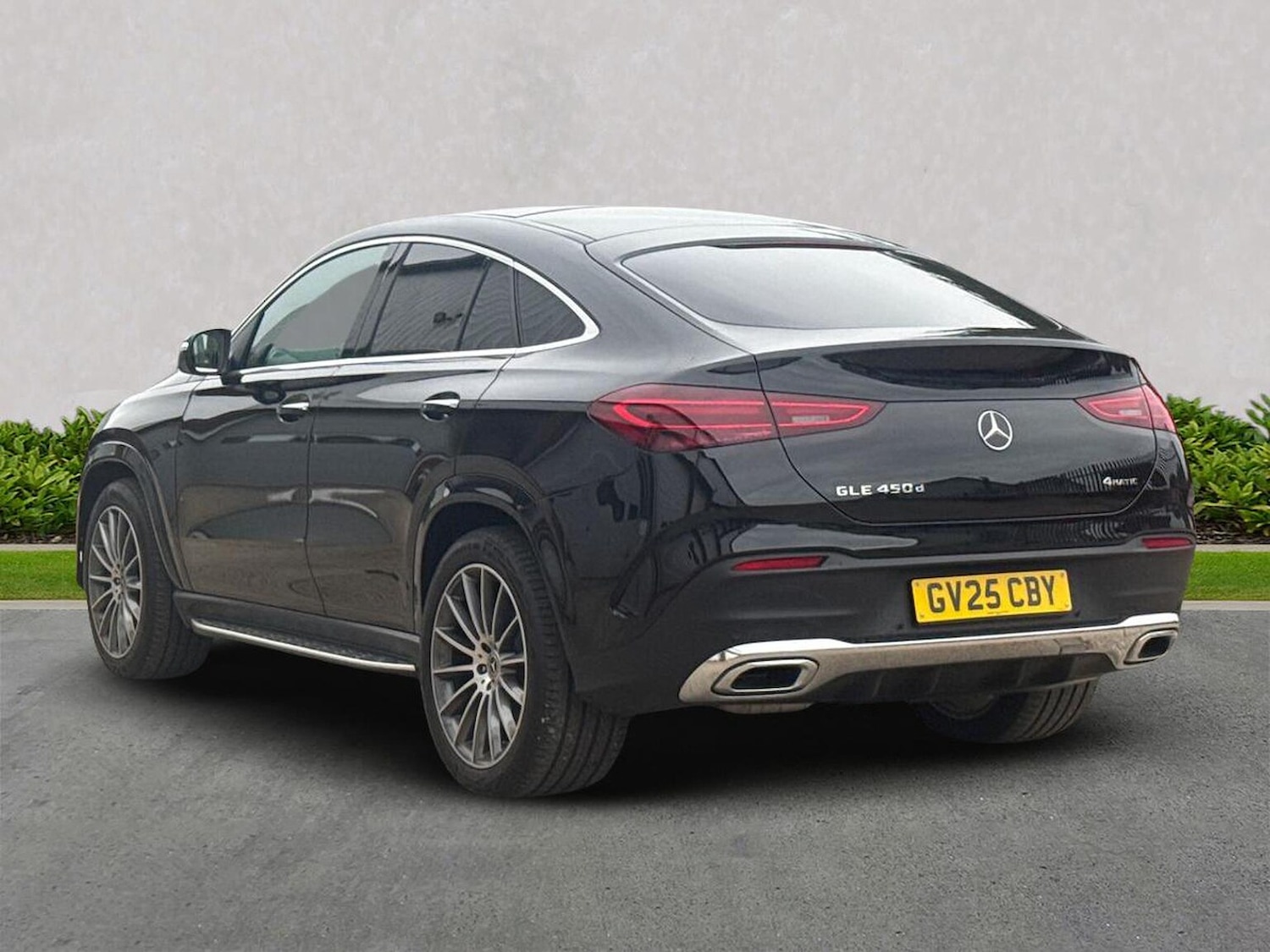 Used Mercedes-Benz GLE-Class 2025 for sale - 76076363: Photo 2