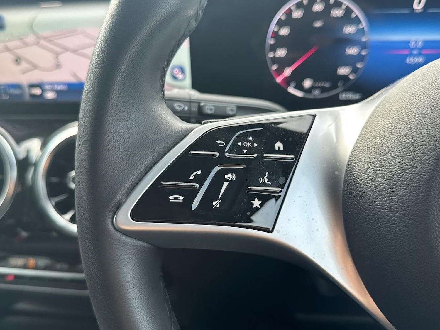 Used Mercedes-Benz GLB 2025 for sale - 77603720: Photo 33