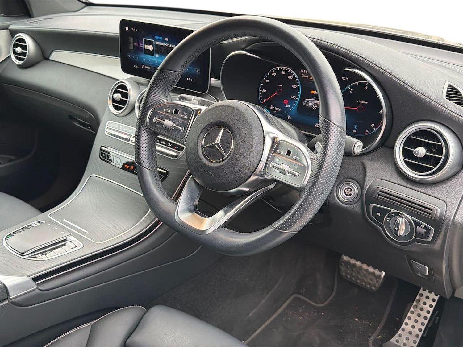 Used Mercedes-Benz GLC 2023 for sale - 76134189: Photo 15