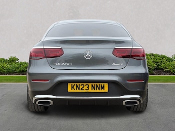 Used Mercedes-Benz GLC 2023 for sale - 76134189: Photo 4