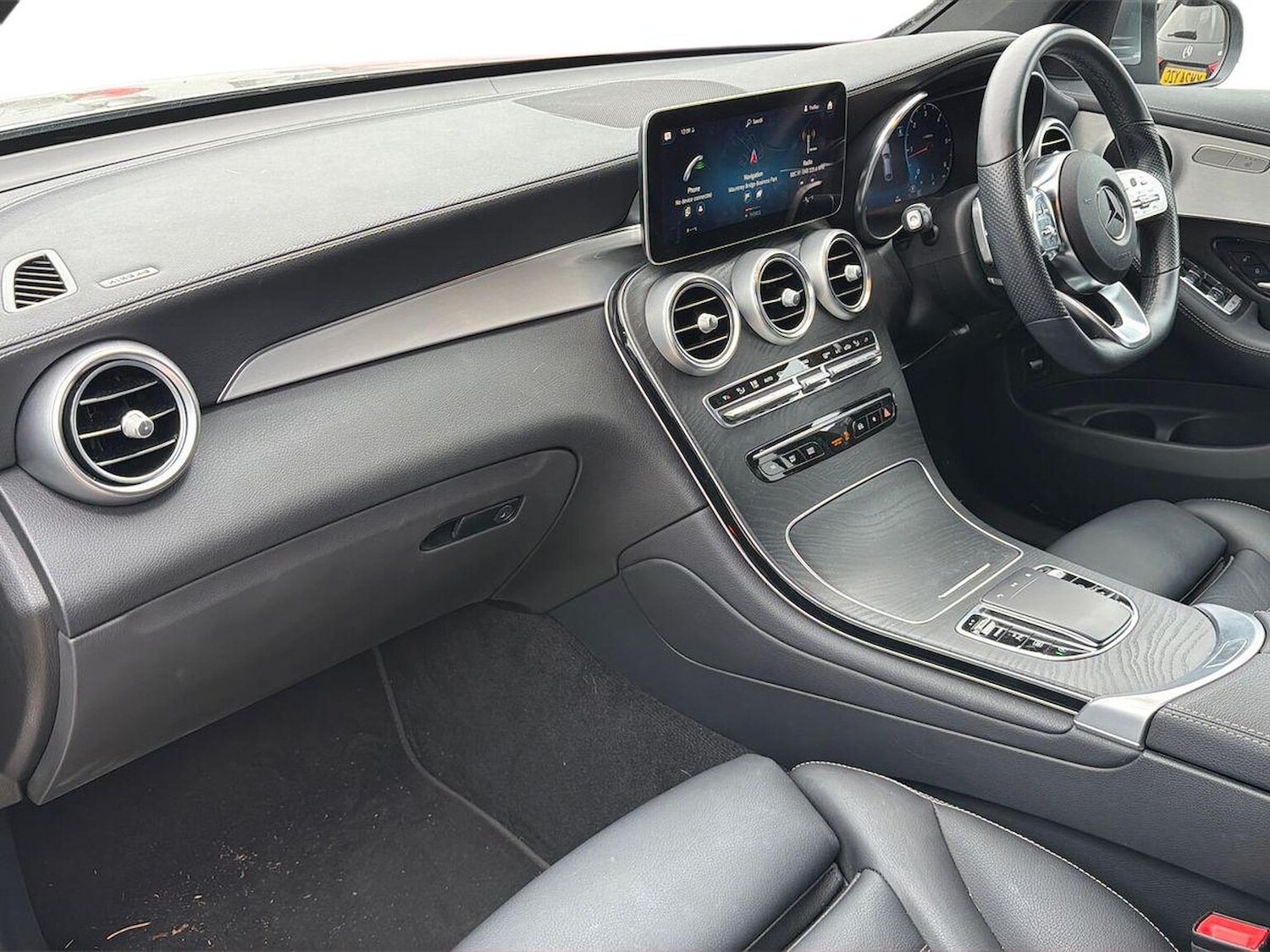 Used Mercedes-Benz GLC 2023 for sale - 76134189: Photo 7