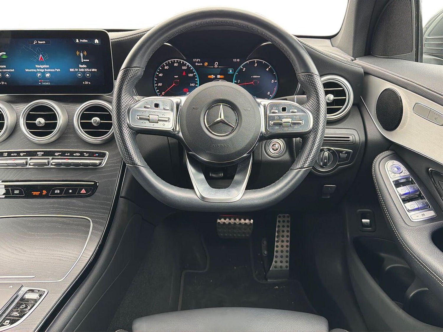 Used Mercedes-Benz GLC 2023 for sale - 76134189: Photo 9