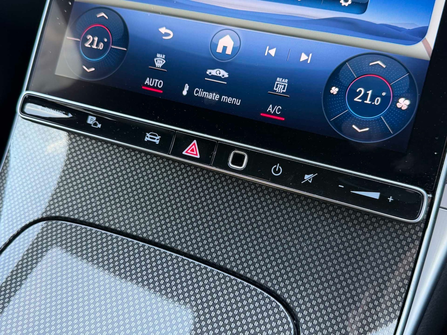 Used Mercedes-Benz C Class 2023 for sale - 78196316: Photo 24