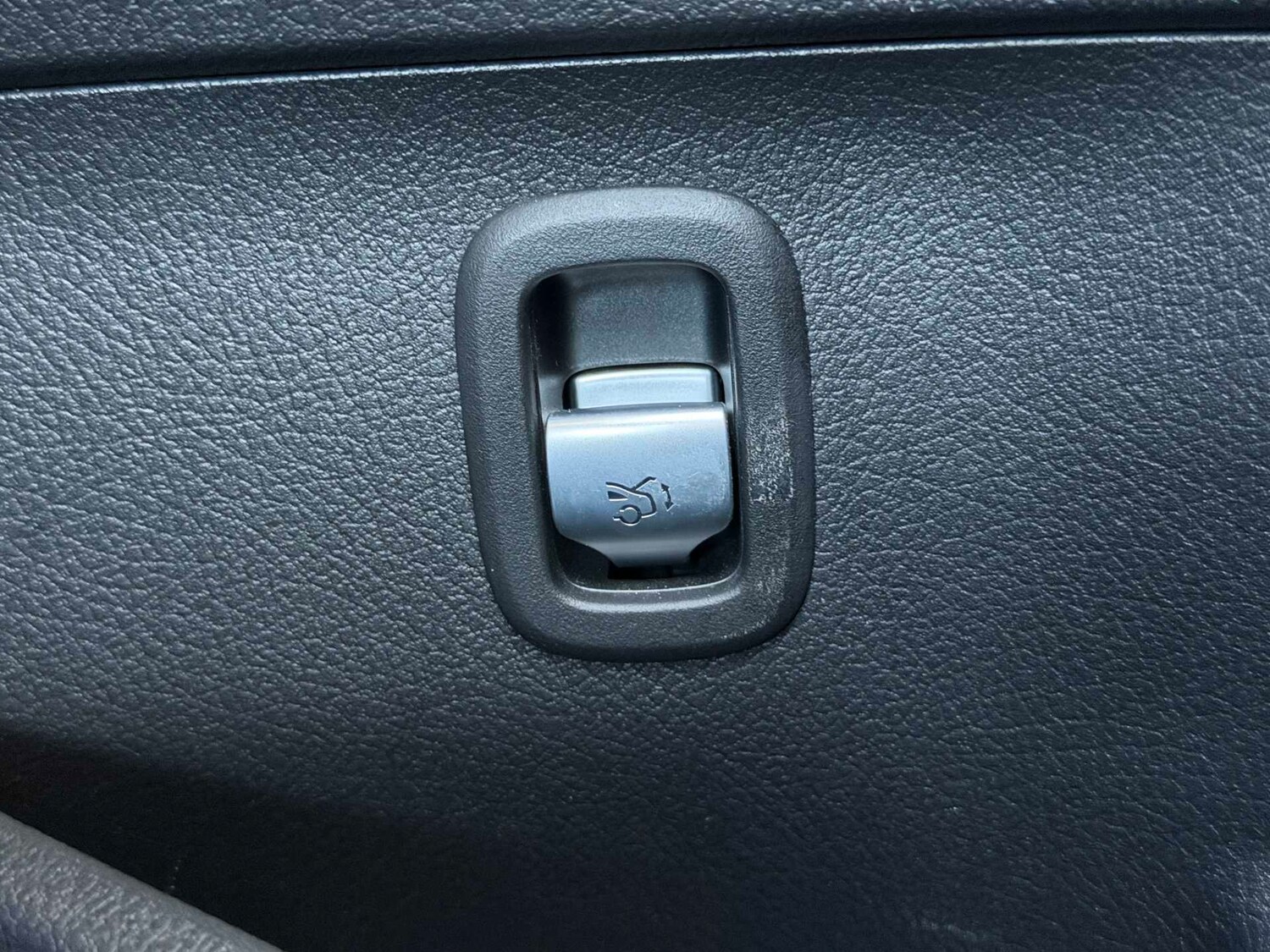 Used Mercedes-Benz C Class 2023 for sale - 78196316: Photo 28