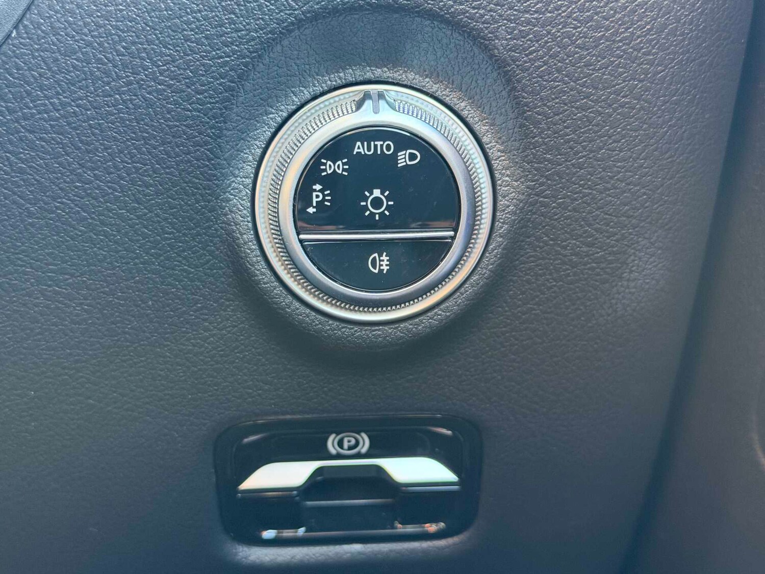 Used Mercedes-Benz C Class 2023 for sale - 78196316: Photo 35