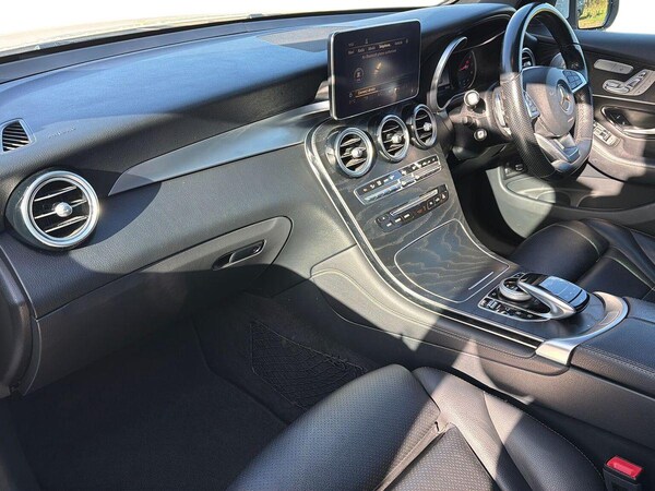 Used Mercedes-Benz GLC 2018 for sale - 76170705: Photo 8