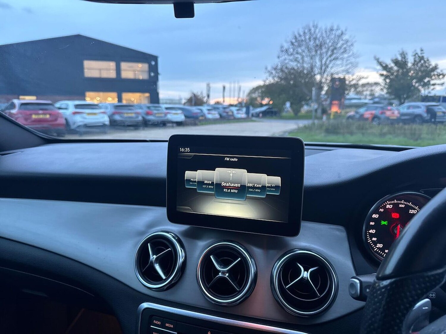 Used Mercedes-Benz GLA 2017 for sale - 76418181: Photo 25