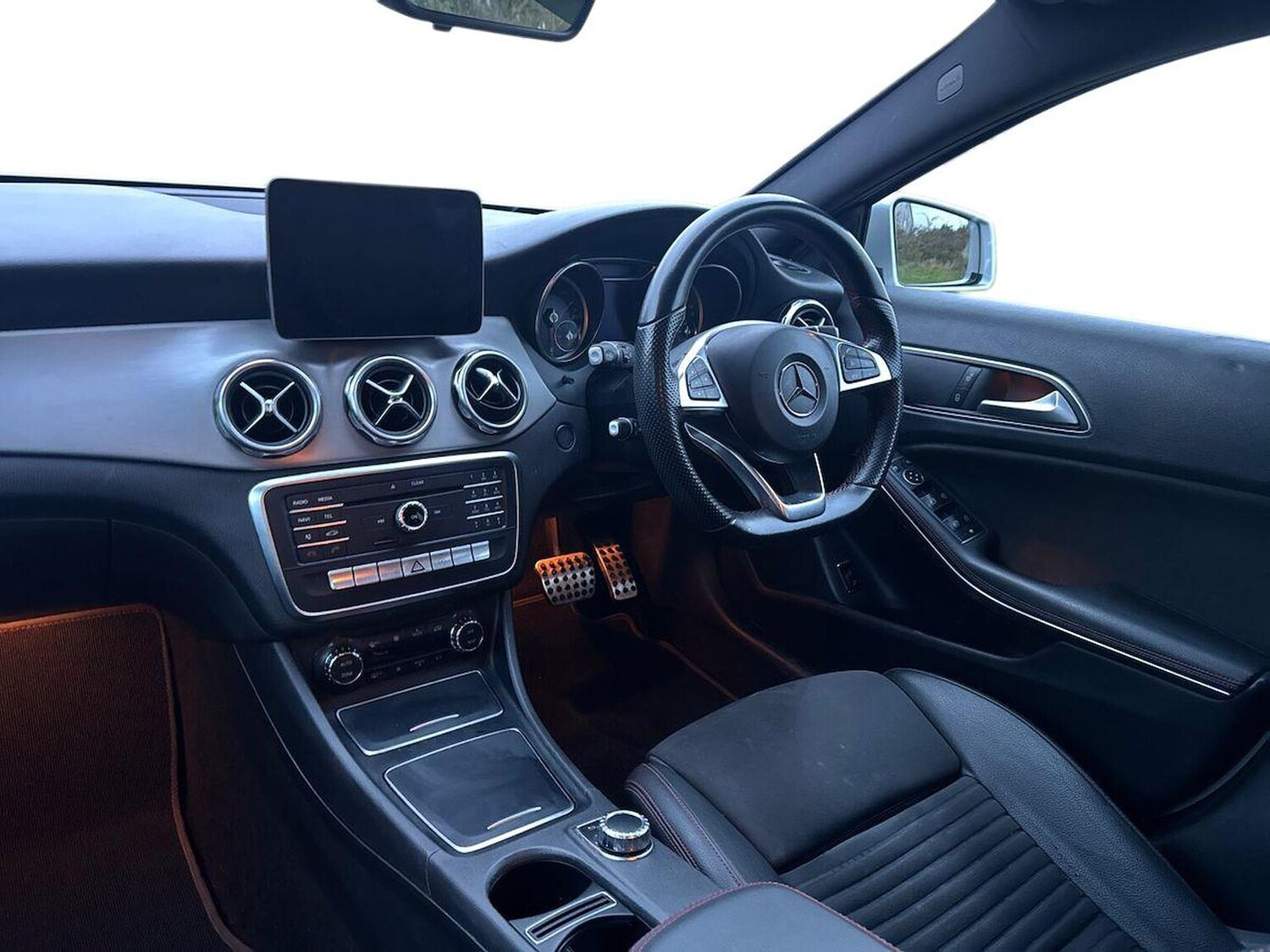 Used Mercedes-Benz GLA 2017 for sale - 76418181: Photo 7