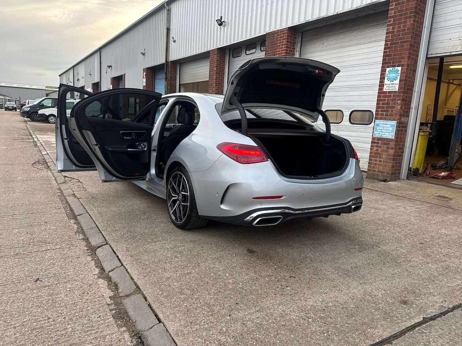 Used Mercedes-Benz C Class 2024 for sale - 77735873: Photo 40