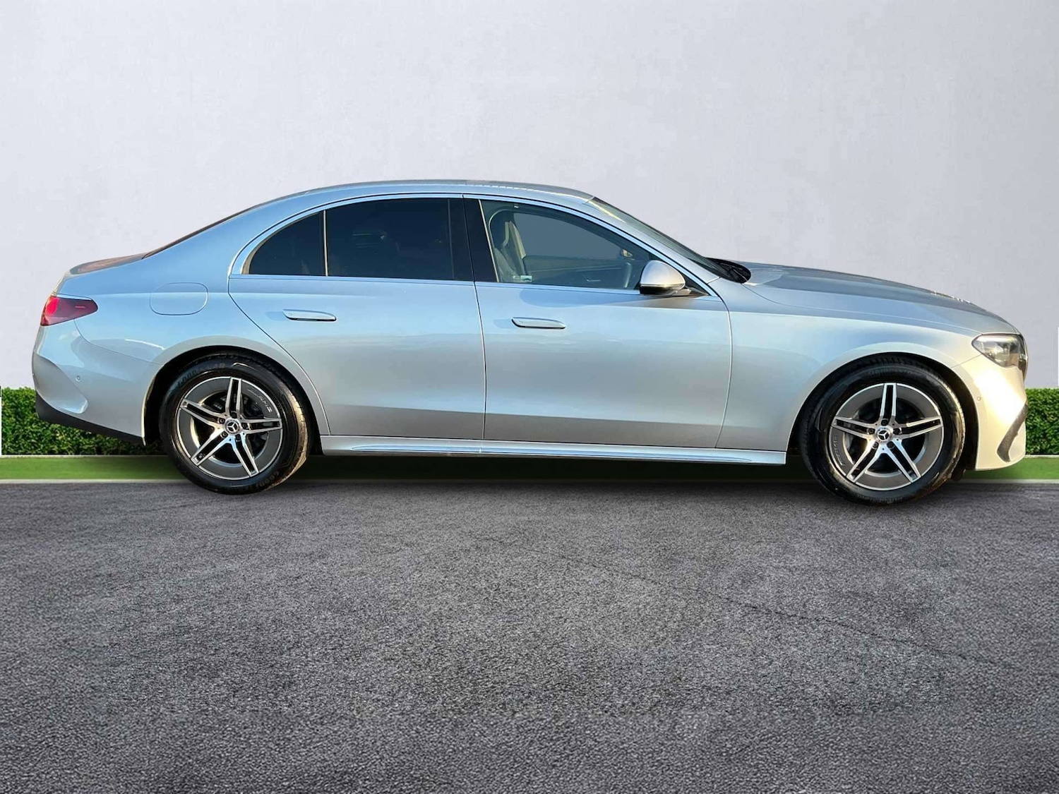 Used Mercedes-Benz E Class 2024 for sale - 78193276: Photo 3