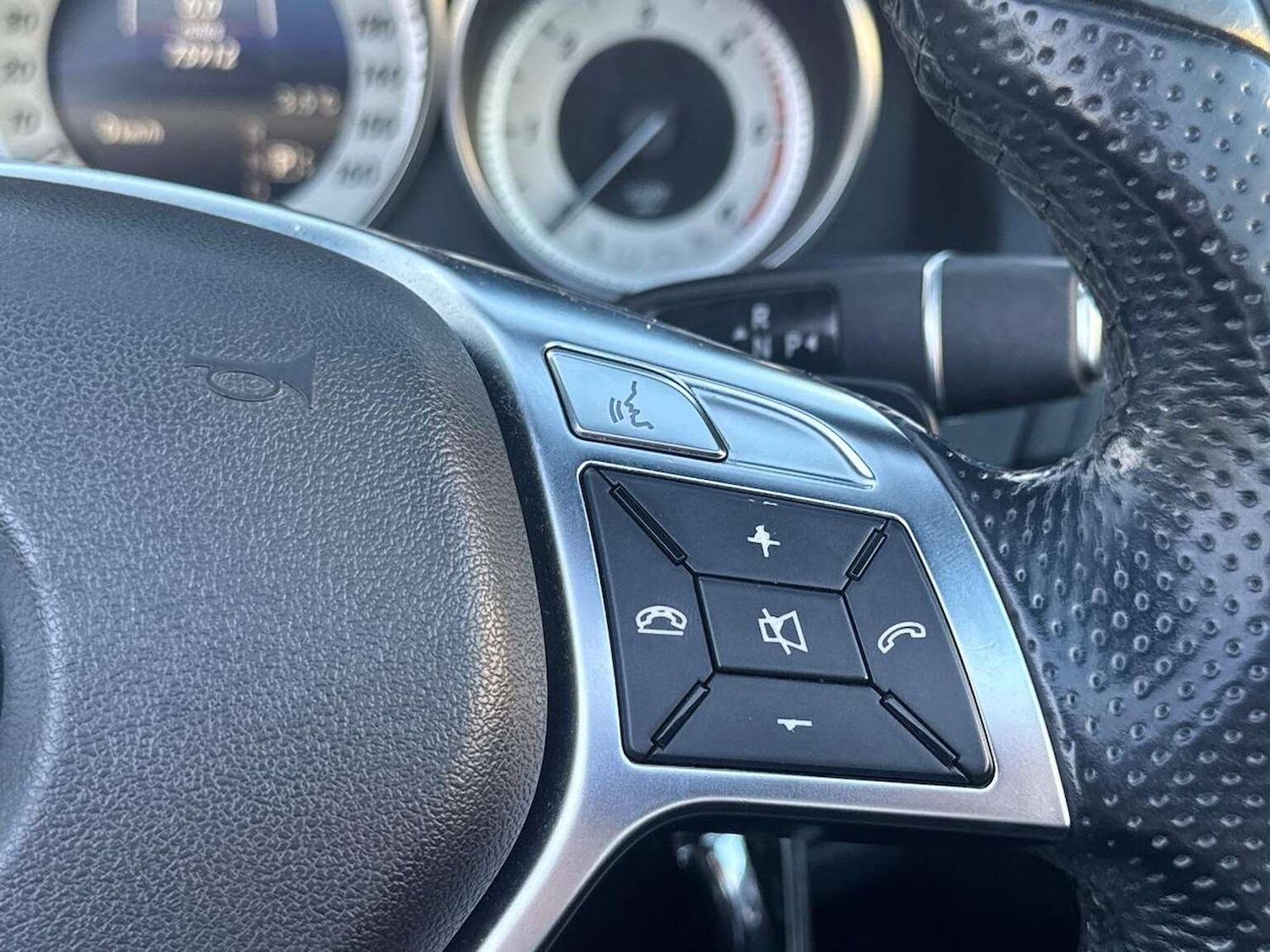 Used Mercedes-Benz E Class 2013 for sale - 77616684: Photo 29