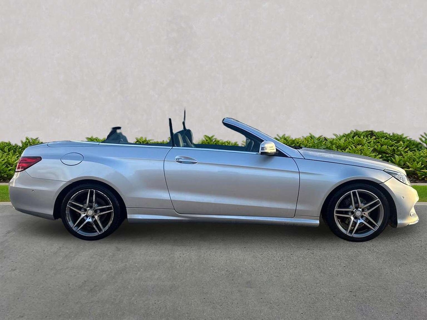 Used Mercedes-Benz E Class 2013 for sale - 77616684: Photo 5