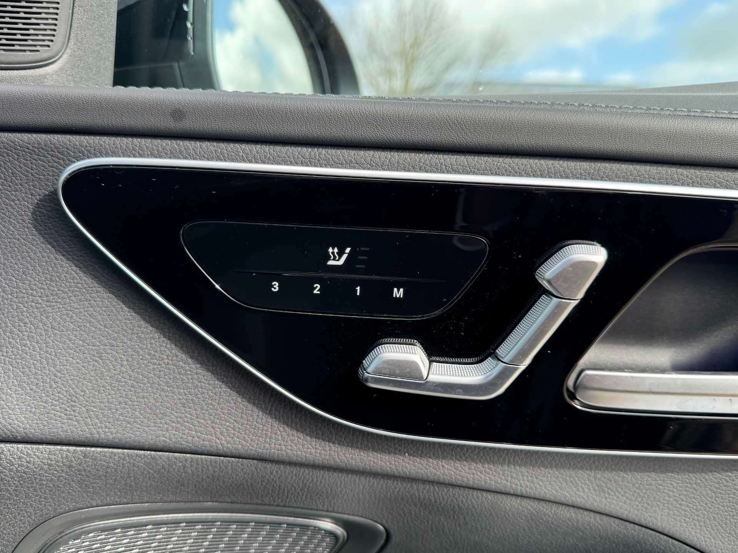 Used Mercedes-Benz C Class 2023 for sale - 78060641: Photo 8