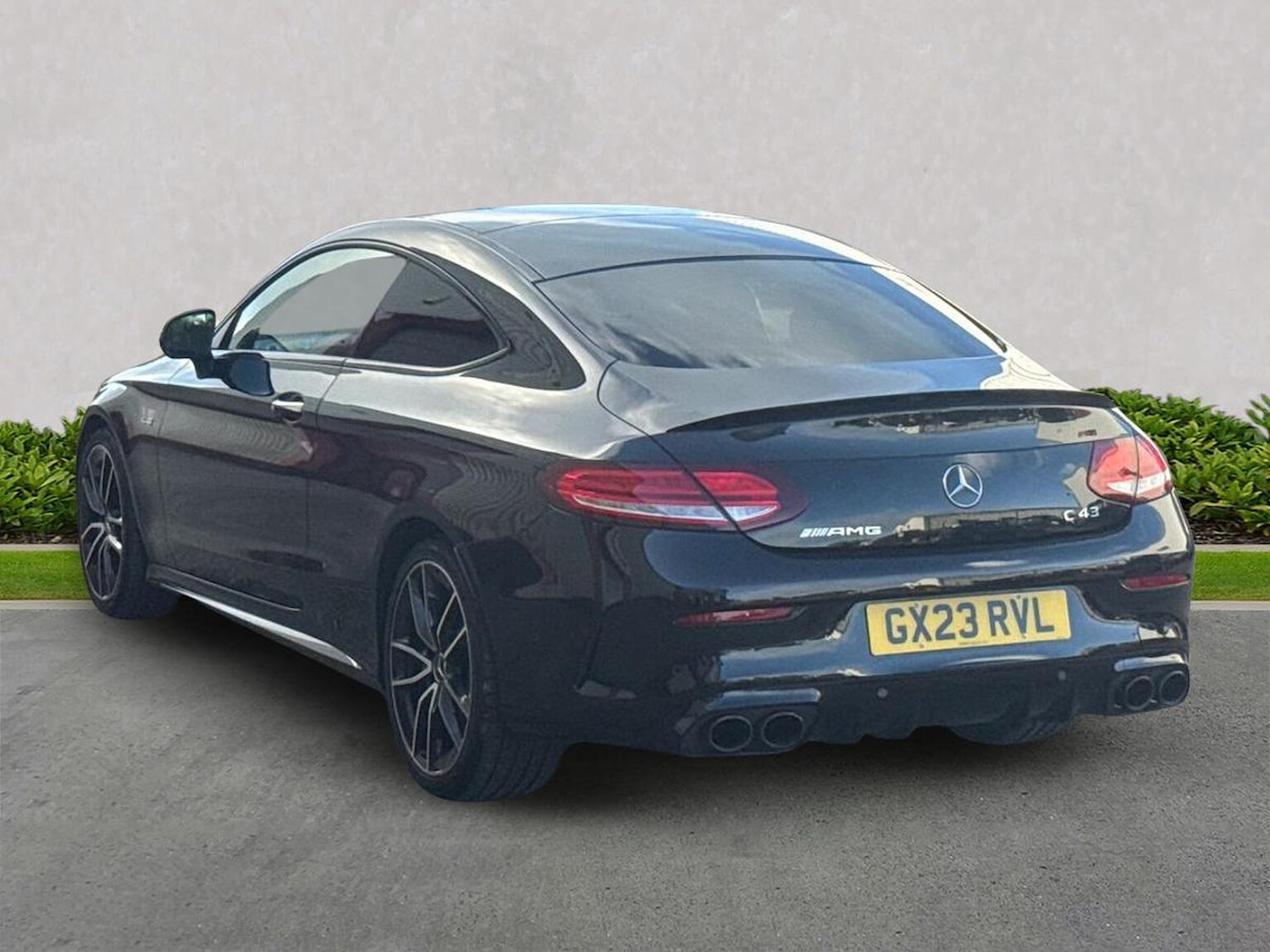 Used Mercedes-Benz C Class 2023 for sale - 76470990: Photo 2