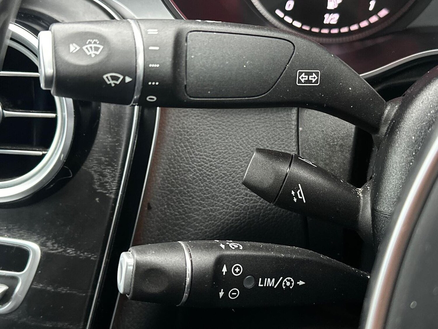 Used Mercedes-Benz GLC 2018 for sale - 77488620: Photo 28