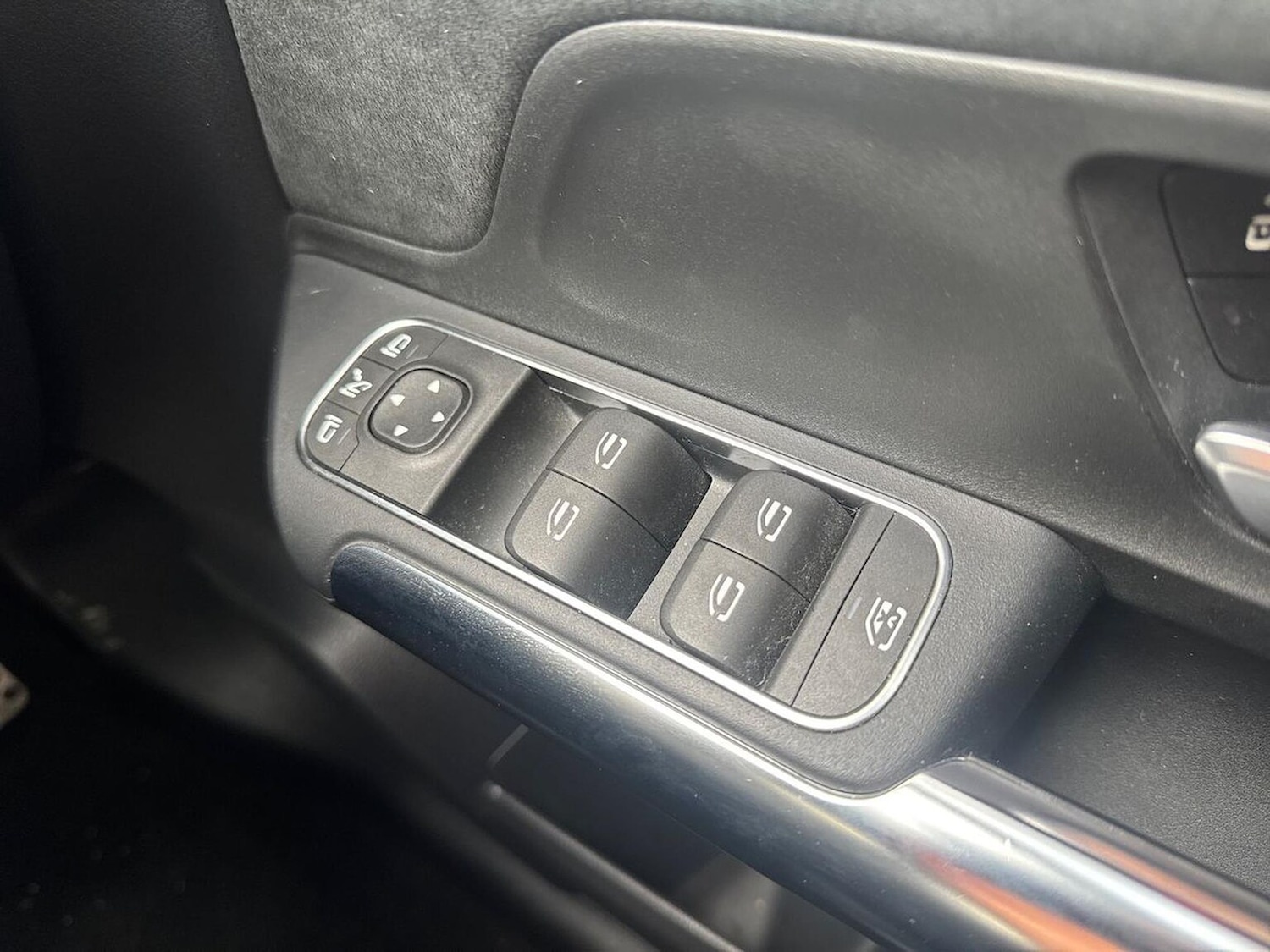 Used Mercedes-Benz EQA 2021 for sale - 76830638: Photo 21