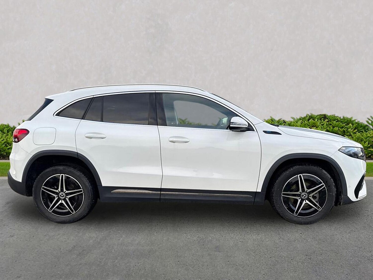 Used Mercedes-Benz EQA 2021 for sale - 76830638: Photo 3