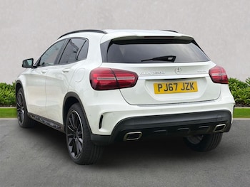 Used Mercedes-Benz GLA 2017 for sale - 76525810: Photo