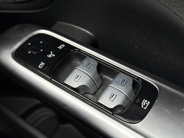 Used Mercedes-Benz C-Class 2022 for sale - 75996342: Photo 21