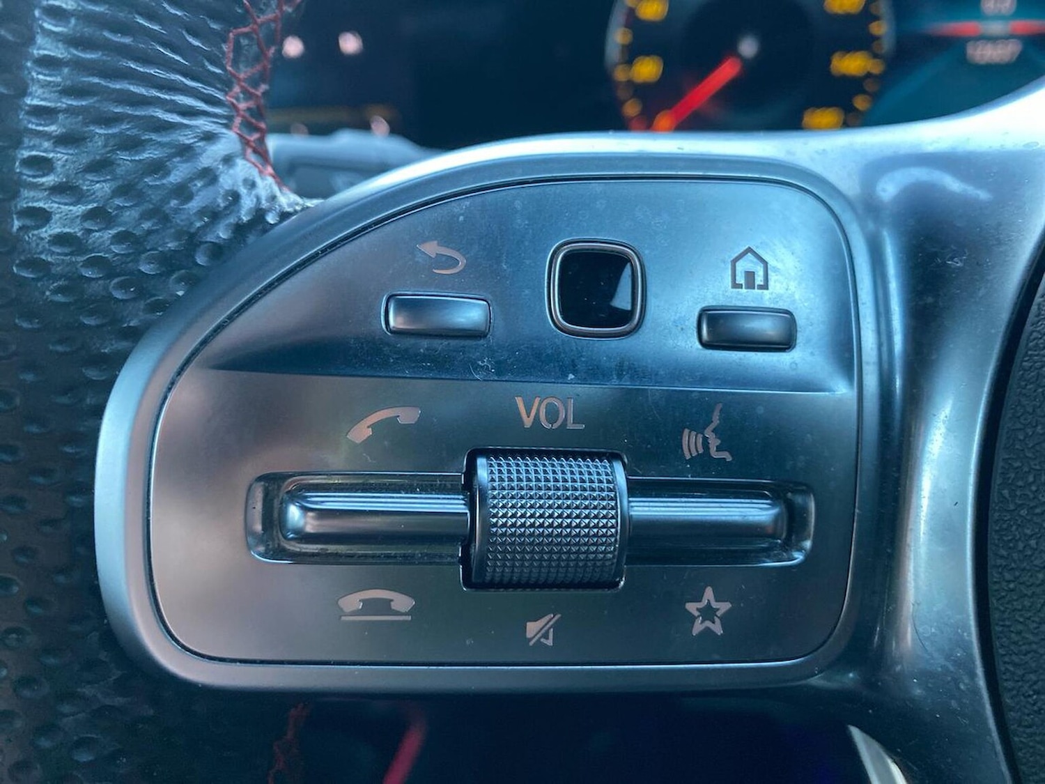 Used Mercedes-Benz GLB 2023 for sale - 76541916: Photo 26