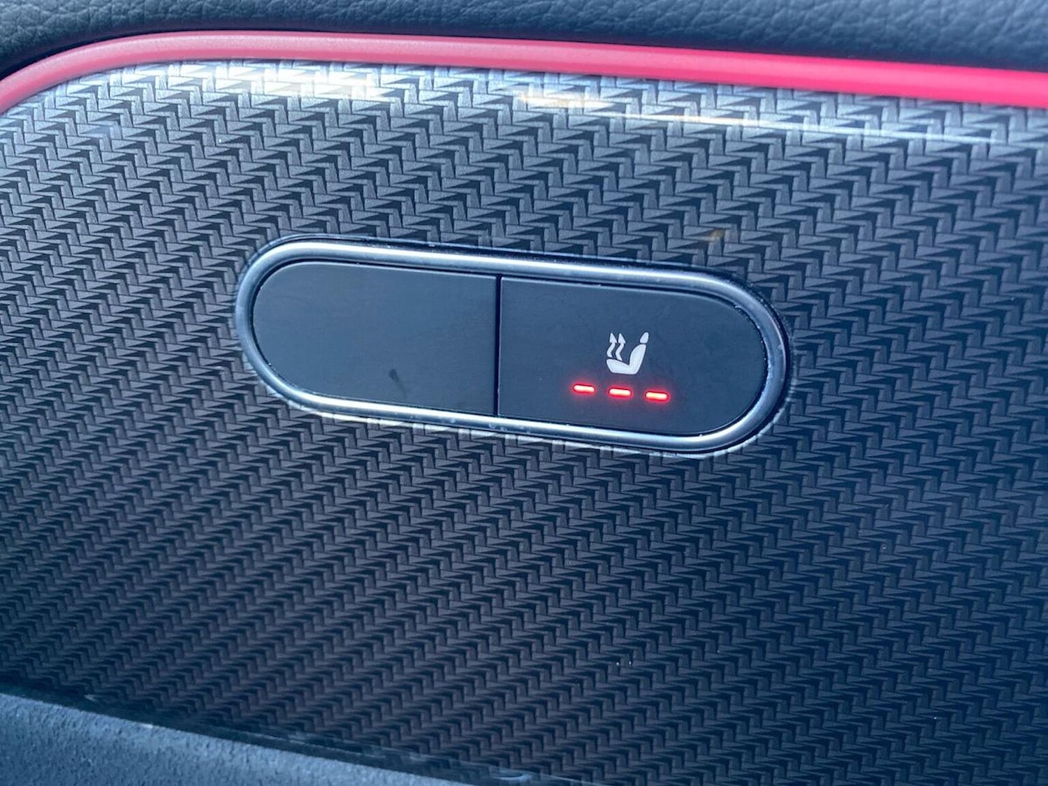 Used Mercedes-Benz GLB 2023 for sale - 76541916: Photo 30